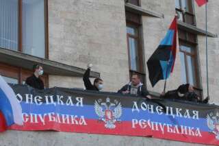 PHOTOS. Ukraine : des manifestants pro-russes investissent les bureaux de l'administration à Donetsk