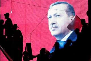 Pourquoi l'Europe prend des pincettes avec Erdogan malgré les purges lancées en Turquie