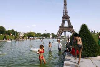 Bikini à Reims: peut-on porter un maillot de bain en ville?