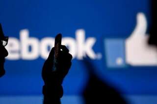 ATTENTION: Facebook veut que vous demandiez vos coups d'un soir en amis