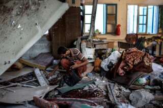 Gaza: nouveau bain de sang dans une école de l'ONU, malgré un début de retrait israélien