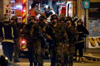 Attaques à Paris: la situation au lendemain des fusillades meurtrières qui ont fait au moins 129 morts