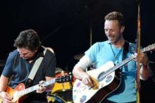 Michael J. Fox rejoint Coldplay sur scène pour jouer les morceaux cultes de 