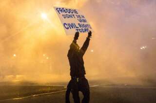 Baltimore: nouvelles violences malgré le couvre-feu, des milliers de militaires déployés