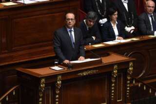 Les Républicains poussent François Hollande à abandonner la réforme constitutionnelle