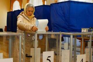 Élections législatives en Ukraine: 5 millions d'électeurs privés de vote