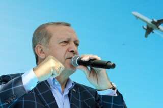 Recep Tayyip Erdogan, président de la Turquie, donne des leçons de répression policière à la France