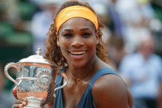 Roland-Garros: Serena Williams remporte le tournoi en battant Maria Sharapova (6-4, 6-4)