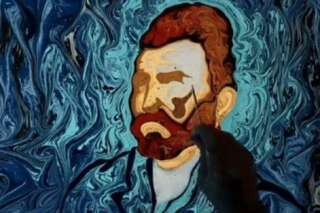 L'artiste Garip Ay recrée les tableaux de Van Gogh sur l'eau
