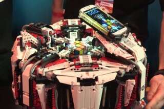 VIDÉO. Rubik's cube : un robot Lego bat le record du monde en moins de 3,3 secondes
