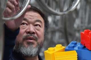 Lego prive le dissident chinois Ai Weiwei de ses briques, les internautes se font un plaisir d'organiser une collecte