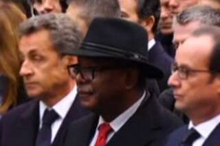 VIDÉO. Sarkozy a-t-il joué des coudes pour se retrouver au premier rang lors de la marche républicaine Charlie?