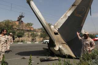 Iran: le crash d'un avion à Téhéran fait près de 50 morts