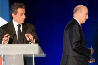 Alain Juppé hué et sifflé au meeting bordelais de Nicolas Sarkozy pour avoir défendu des primaires 