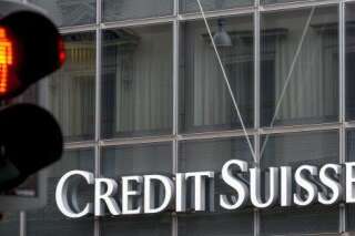 Aide à l'évasion fiscale: la banque Credit Suisse plaide coupable et paiera une amende record aux Etats-Unis