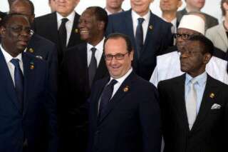 François Hollande répond à Nicolas Sarkozy à Dakar: 