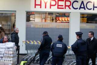 L'Hyper Cacher de la Porte de Vincennes rouvre ses portes deux mois après les attentats et la prise d'otages meurtrière