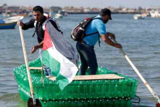 PHOTOS. Gaza: ces jeunes Palestiniens voguent sur un bateau fabriqué avec des bouteilles en plastique