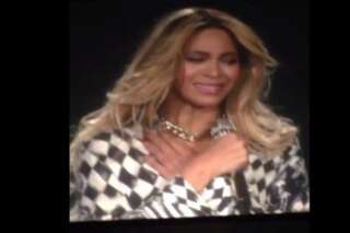 VIDÉO. Pour le dernier concert de sa tournée, Beyoncé fond en larmes sur scène