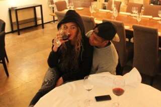 Beyoncé veut prouver qu'elle n'est pas enceinte en publiant une photo où elle boit du vin