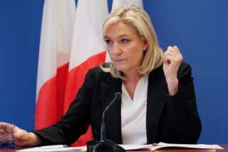Terrorisme: Marine Le Pen oscille entre défense des libertés et discours anti-immigrés