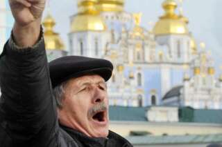 Ukraine: nouveau rassemblement d'opposition à Kiev après les accords de Moscou, mobilisation nettement en baisse