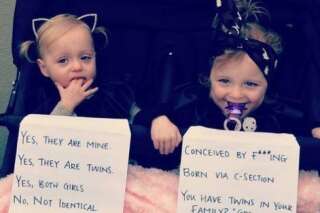 PHOTO. Cette maman de jumelles a trouvé une réponse hilarante aux questions d'inconnus qu'elle est fatiguée d'entendre