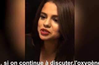 VIDÉO. Selena Gomez, coincée dans un ascenseur, s'inquiète du manque d'oxygène... avant d'être secourue