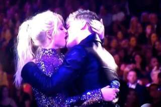 VIDÉO. Meghan Trainor et Charlie Puth se sont donnés à fond (et embrassés) aux American Music Awards