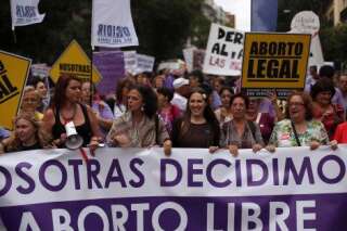 Avortement en Espagne : première grande manifestation aujourd'hui à Madrid, rassemblements à Paris et Londres