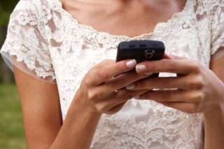 Aux Etats-Unis, ils paient 2000 euros pour live-tweeter leur mariage