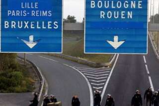 Crise des migrants à Calais: les menaces de Xavier Bertrand rejetées par la gauche (et le FN)