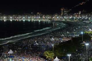 PHOTOS. JMJ : deux millions de personnes sur la plage de Copacabana avec le pape