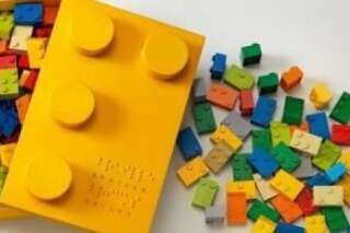 Des briques Lego en braille, l'invention qui permet aux enfants aveugles de jouer