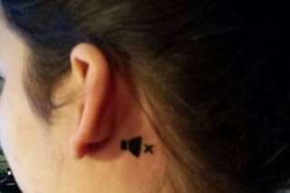 PHOTOS. Elle a trouvé le tatouage parfait pour rappeler sa surdité d'une oreille