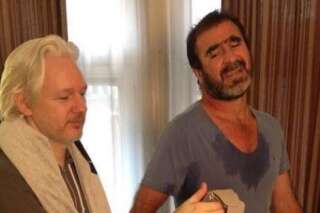 PHOTO. Julian Assange et Eric Cantona s'entraînent ensemble