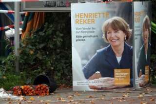 Cologne: une femme politique allemande poignardée pour son soutien aux migrants?