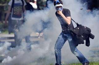 Un policier blessé à coups de barre de fer à Nantes pendant une manifestation anti-loi travail