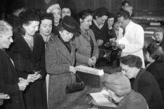 VIDÉOS. Le premier vote des femmes françaises, c'était il y a 70 ans lors d'élections municipales