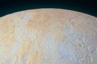 PHOTOS. Les canyons de glace de Pluton dévoilés par la sonde New Horizons