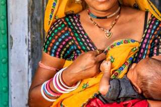 L'Inde ouvre une nouvelle banque de lait maternel pasteurisé contre la mortalité infantile