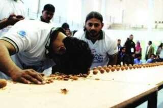 VIDÉO. Le record du monde de cassage de noix avec la tête a été battu