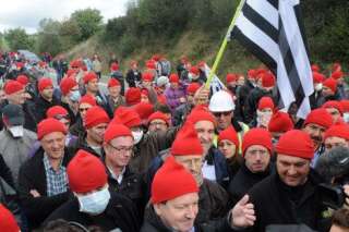 Écotaxe: l'opposition se range du côté de la grogne qui règne en Bretagne