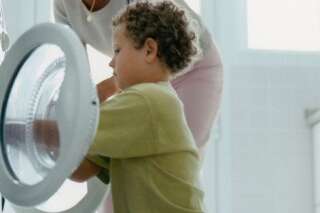 Danger des dosettes de lessive liquide : elles sont responsables de plus en plus d'accidents chez les enfants
