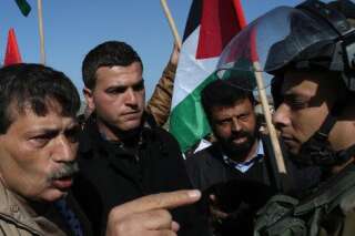 Conflit israélo-palestinien: un ministre palestinien tué dans des heurts avec des soldats israéliens lors d'une manifestation en Cisjordanie