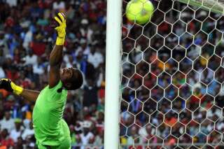 Senzo Meyiwa: l'Afrique du Sud en deuil après la mort du capitaine de l'équipe nationale de football