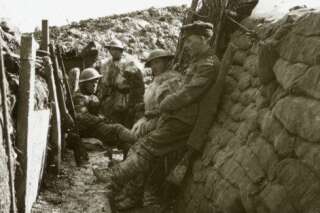 Première Guerre mondiale: des photos inédites de la vie dans les tranchées