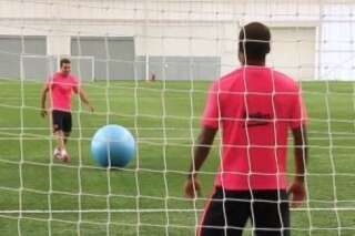 VIDÉO. Les joueurs du Barça tirent des penaltys avec des ballons de Klein