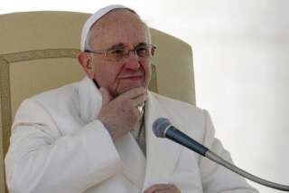 Le pape commence en Jordanie un pélerinage très délicat en Terre sainte