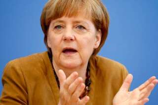 Angela Merkel juge insuffisantes les réformes en France, en Italie dans une interview à 